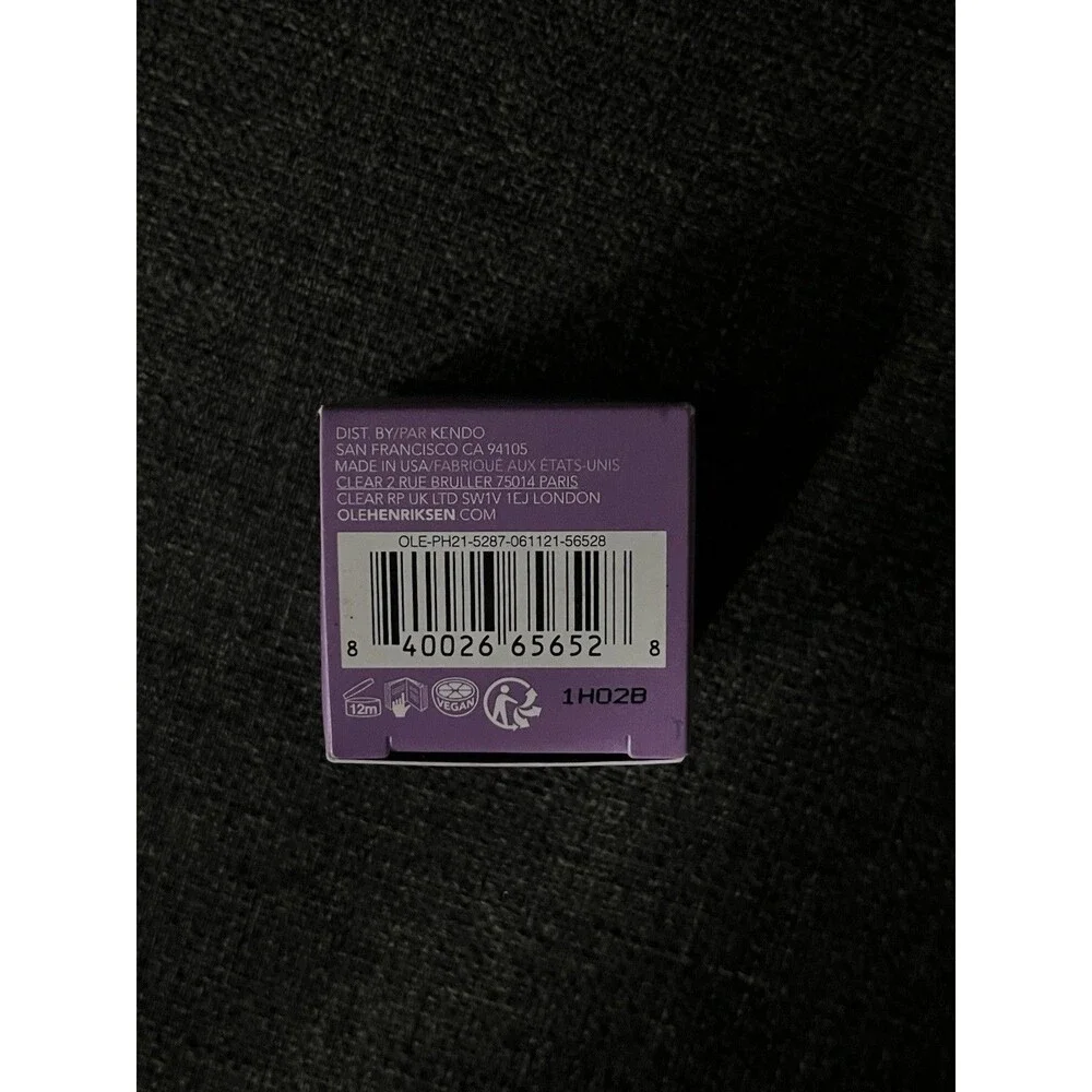 OLEHENRIKSEN Strength Trainer Peptide Moisturizer Face & Neck Vegan 0.25 fl oz